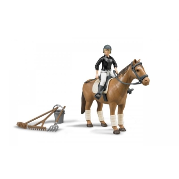 Фигурка всадницы с конем и аксессуарами Bruder 62505